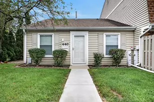 440 Lear Ct, Schaumburg, IL 60194 - Photo 1