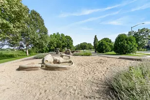 440 Lear Ct, Schaumburg, IL 60194 - Photo 25
