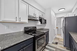 440 Lear Ct, Schaumburg, IL 60194 - Photo 9