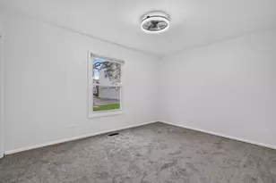 440 Lear Ct, Schaumburg, IL 60194 - Photo 13