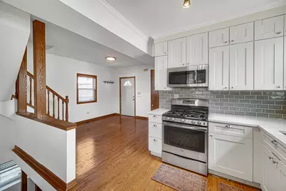 2432 N Campbell Avenue, Chicago, IL 60647 - Photo 5