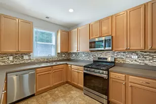 1200 Waverly Dr, Volo, IL 60020 - Photo 13