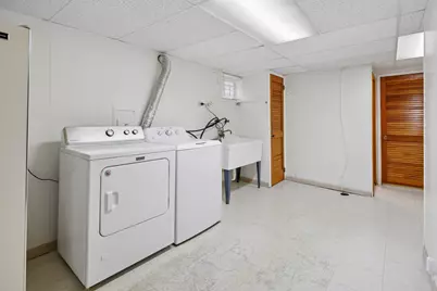 6905 W Leland Avenue, Harwood Heights, IL 60706 - Photo 15