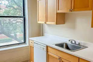 703 W Willow St, Chicago, IL 60614 - Photo 5