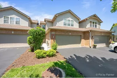 624 Daisy Lane, Roselle, IL 60172 - Photo 1
