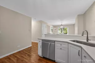 624 Daisy Ln, Roselle, IL 60172 - Photo 11