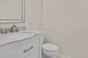 624 Daisy Ln, Roselle, IL 60172 - Photo 13
