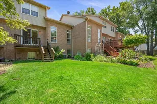 624 Daisy Ln, Roselle, IL 60172 - Photo 27