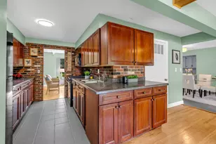 727 Skyline Dr, Barrington, IL 60010 - Photo 9