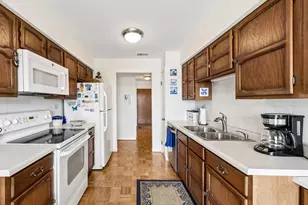 5200 Oakton St, Skokie, IL 60077 - Photo 9