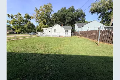 811 S Monroe Street, Streator, IL 61364 - Photo 17