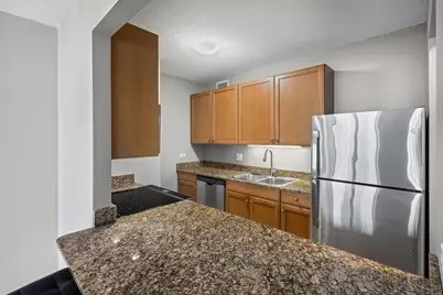 400 N La Salle Drive #1103, Chicago, IL 60654 - Photo 9
