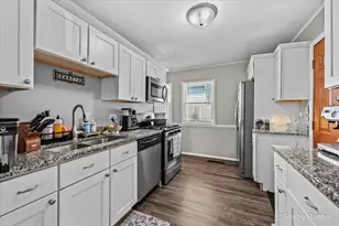 805 Dawes Ave, Wheaton, IL 60189 - Photo 7