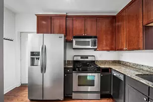 5743 N Ridge Ave, Chicago, IL 60660 - Photo 5