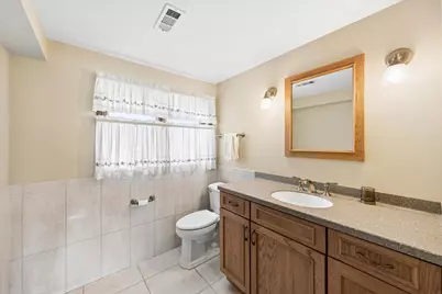7041 Springside Avenue, Downers Grove, IL 60516 - Photo 17