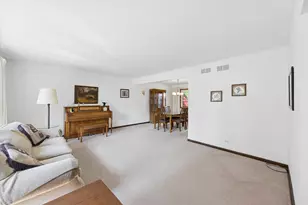 7041 Springside Ave, Downers Grove, IL 60516 - Photo 9