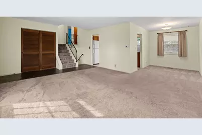1024 Yorkshire Drive, Hanover Park, IL 60133 - Photo 3