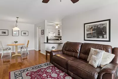 6670 S Brainard Avenue #409, Countryside, IL 60525 - Photo 5