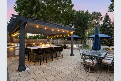 372 S Kenilworth Avenue, Elmhurst, IL 60126 - Photo 9