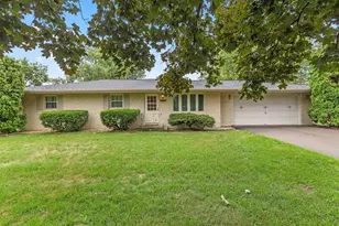 9304 Lawson Dr, Machesney Park, IL 61115 - Photo 1