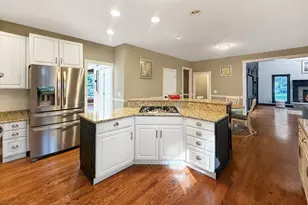 1677 Barberry Cir, Freeport, IL 61032 - Photo 13