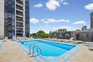2500 N Lakeview Ave, Chicago, IL 60614 - Photo 27