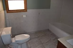 3240 S Parnell Ave, Chicago, IL 60616 - Photo 13