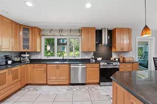 26792 W Lakeview Dr S, Lake Barrington, IL 60084 - Photo 15