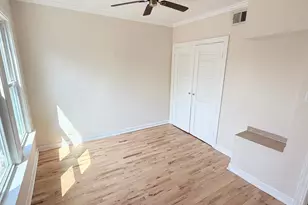 5706 N Maplewood Ave, Chicago, IL 60659 - Photo 9