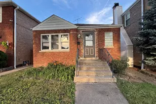 5643 S Newcastle Ave, Chicago, IL 60638 - Photo 1