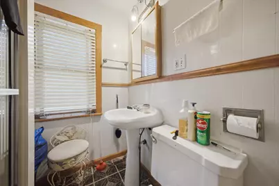 5500 W Haddon Avenue, Chicago, IL 60651 - Photo 11