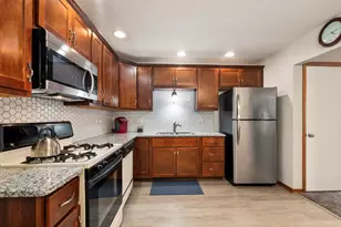 16044 Eagle Ridge Dr, Tinley Park, IL 60477 - Photo 9
