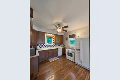 1426 W Lincoln Boulevard, Freeport, IL 61032 - Photo 23