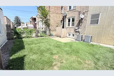 5706 N Maplewood Avenue #G, Chicago, IL 60659 - Photo 13
