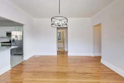 8301 S Maryland Avenue, Chicago, IL 60619 - Photo 11