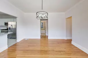 8301 S Maryland Ave, Chicago, IL 60619 - Photo 11