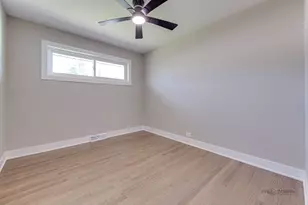 4929 W Randolph St, Hillside, IL 60162 - Photo 15