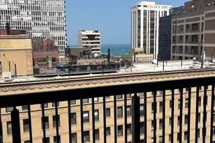 201 E Chestnut St, Chicago, IL 60611 - Photo 7