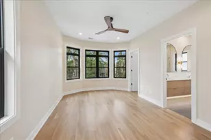 3841 N Kenneth Ave, Chicago, IL 60641 - Photo 13