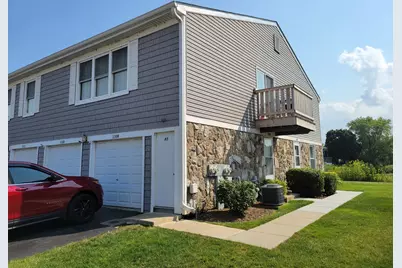 1108 Hampton Harbor #1108, Schaumburg, IL 60193 - Photo 1