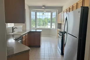 541 N Hough St, Barrington, IL 60010 - Photo 5