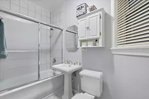 2116 N Seminary Ave, Chicago, IL 60614 - Photo 11