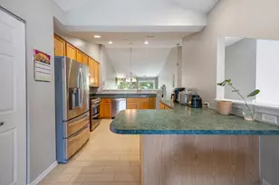 3024 Kentshire Cir, Naperville, IL 60564 - Photo 13