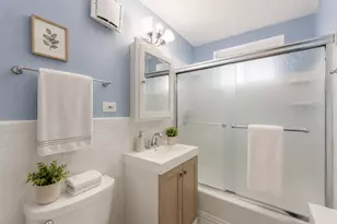 6035 N Damen Ave, Chicago, IL 60659 - Photo 9