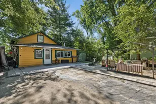 125 Sunnyside Ave, Crystal Lake, IL 60014 - Photo 3