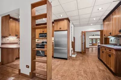 2330 Brown Avenue, Evanston, IL 60201 - Photo 11