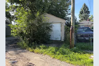 307 149th Place, Harvey, IL 60426 - Photo 3