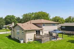 12123 Lake View Dr, Orland Park, IL 60467 - Photo 7