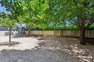 1901 S Calumet Ave, Chicago, IL 60616 - Photo 19