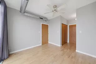 1610 W Fullerton Ave, Chicago, IL 60614 - Photo 13